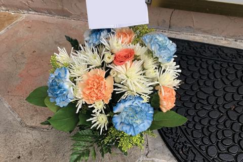 flower delivery on front step